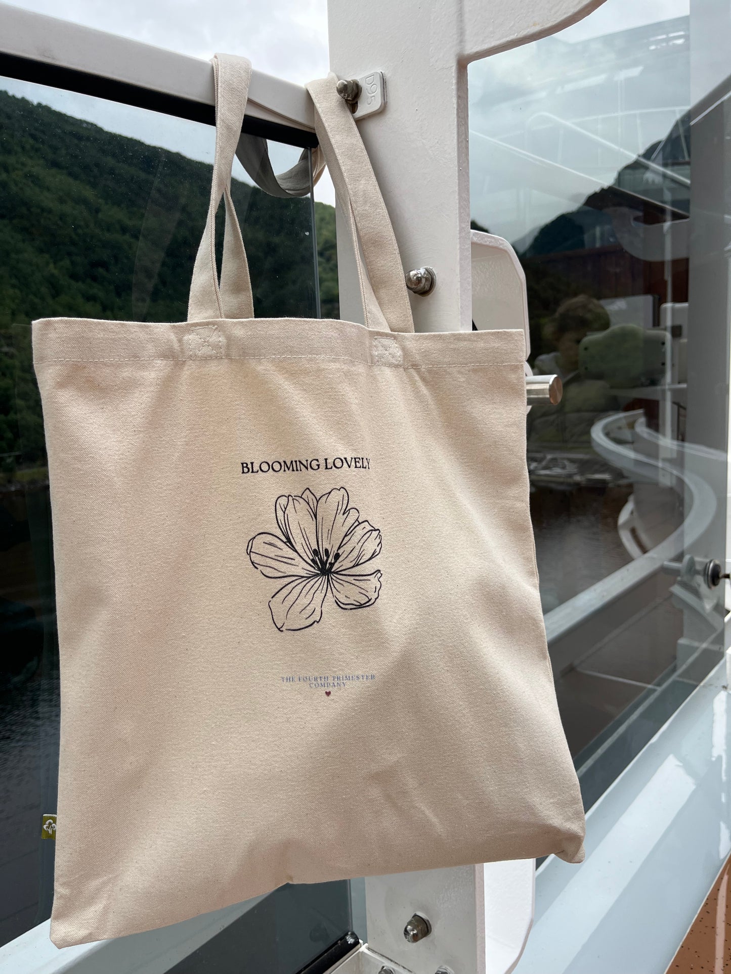 BLOOMING LOVELY- Cotton tote bag